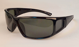 Polarized eyewear