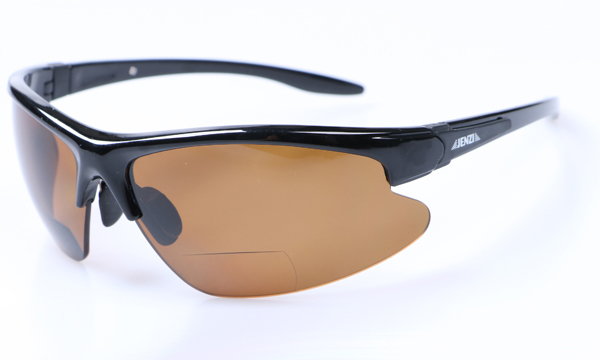 Polarized sunglasses with magnifier - Polarized sunglass with