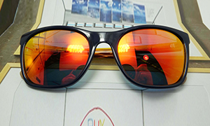 Lady eyewear